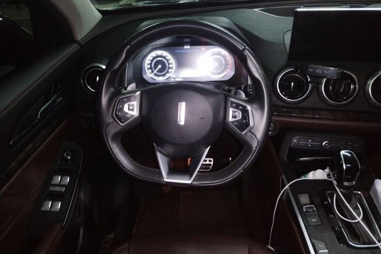 Used Wey VV5 2019 Upgraded Model 2.0T Two-Wheel Drive Flagship Version China V Standard Steering Wheel