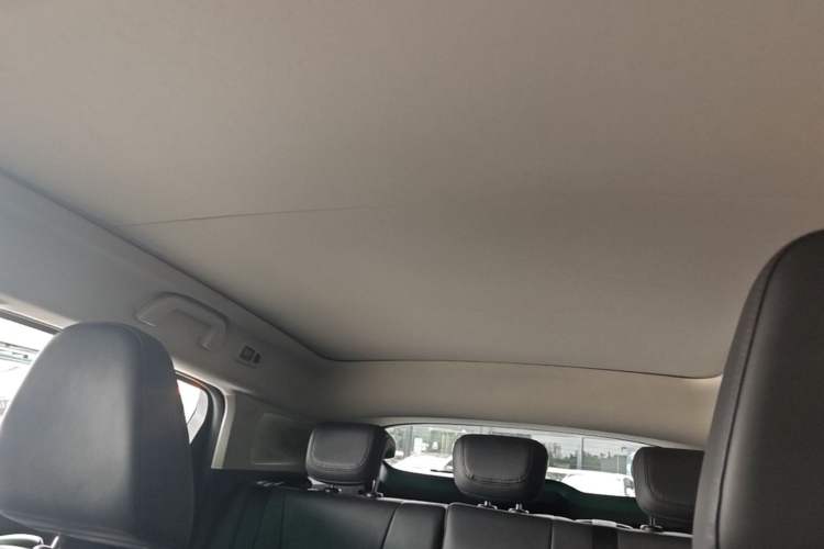 Used Wey VV5 2019 Upgraded Model 2.0T Two-Wheel Drive Flagship Version China VI Standard Headliner