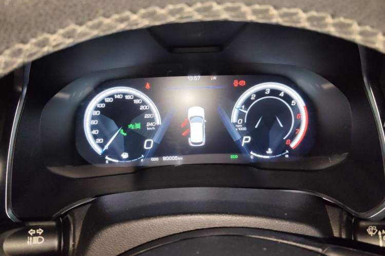 Used Wey VV5 2019 Upgraded Model 2.0T Two-Wheel Drive Flagship Version China VI Standard Instrument Cluster