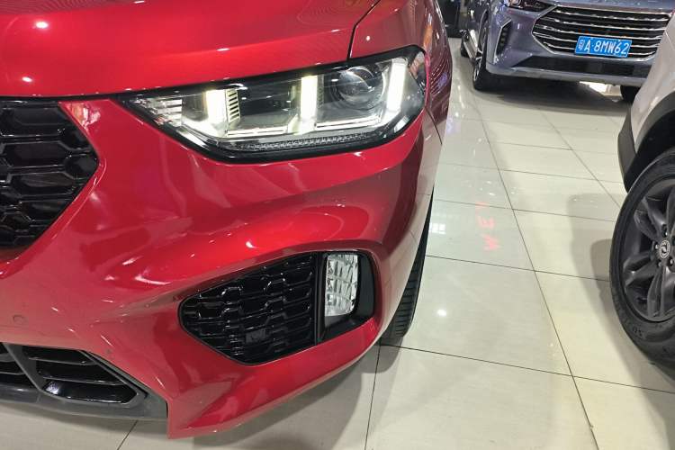 Used Wey VV5 2019 Upgraded Model 2.0T Two-Wheel Drive Ultra-Luxury Version China VI Standard Left Front Headlight