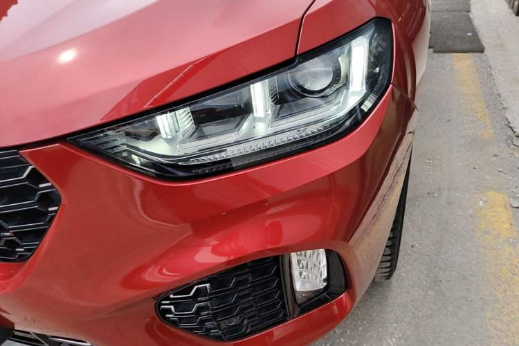 Used Wey VV5 2019 Upgraded Model 2.0T Two-Wheel Drive Ultra-Luxury Version China V Standard Left Front Headlight