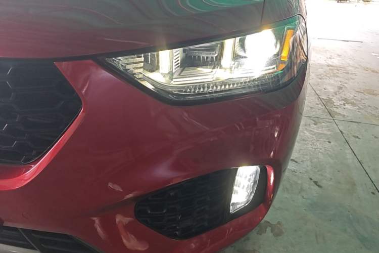 Used Wey VV5 2019 Upgraded Model 2.0T Two-Wheel Drive Flagship Version China VI Standard Left Front Headlight