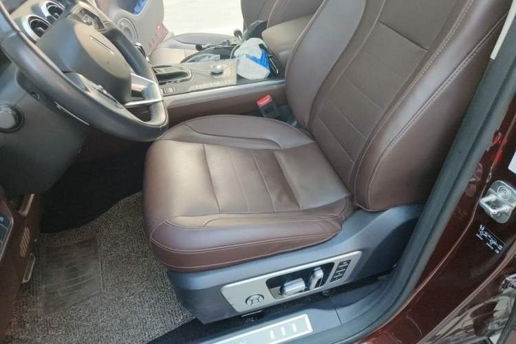 Used Wey VV5 2019 Upgraded Model 2.0T Two-Wheel Drive Ultra-Luxury Version China V Standard Left Front Seat