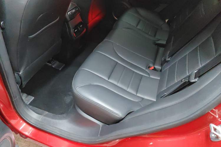 Used Wey VV5 2019 Upgraded Model 2.0T Two-Wheel Drive Ultra-Luxury Version China VI Standard Left Rear Seat