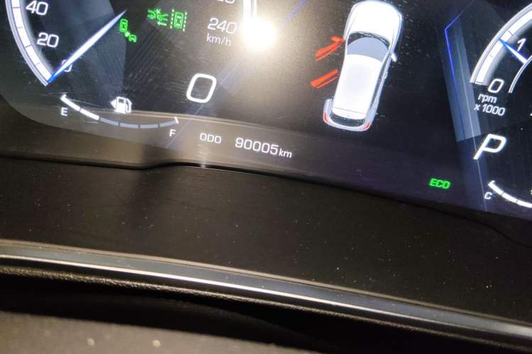 Used Wey VV5 2019 Upgraded Model 2.0T Two-Wheel Drive Flagship Version China VI Standard Odometer Close Up
