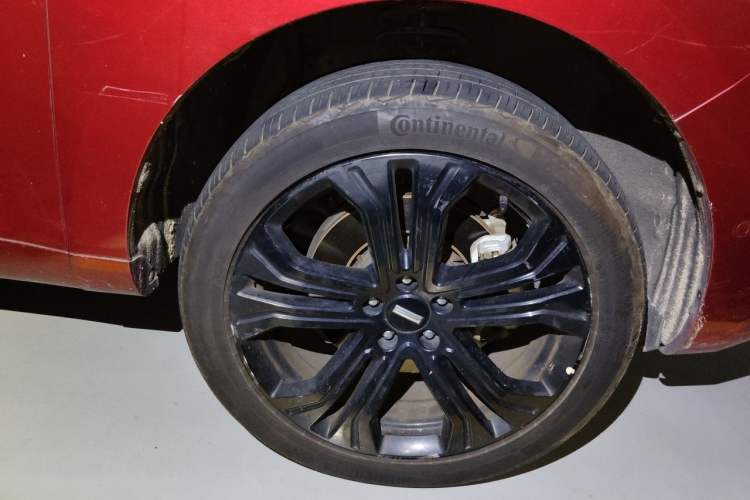 Used Wey VV5 2019 Upgraded Model 2.0T Two-Wheel Drive Flagship Version China VI Standard Right Front Wheel Hub