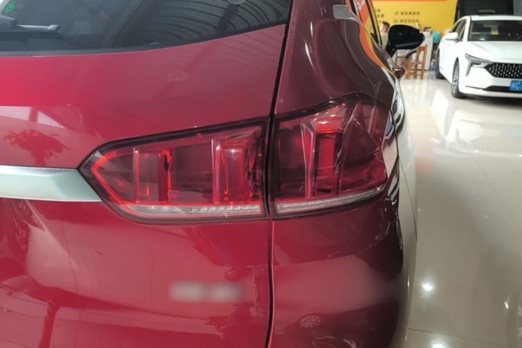Used Wey VV5 2019 1.5T Two-Wheel Drive Smart Pioneer Right Rear Taillight