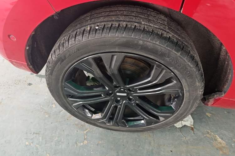 Used Wey VV5 2019 Upgraded Model 2.0T Two-Wheel Drive Flagship Version China VI Standard Right Rear Wheel Hub