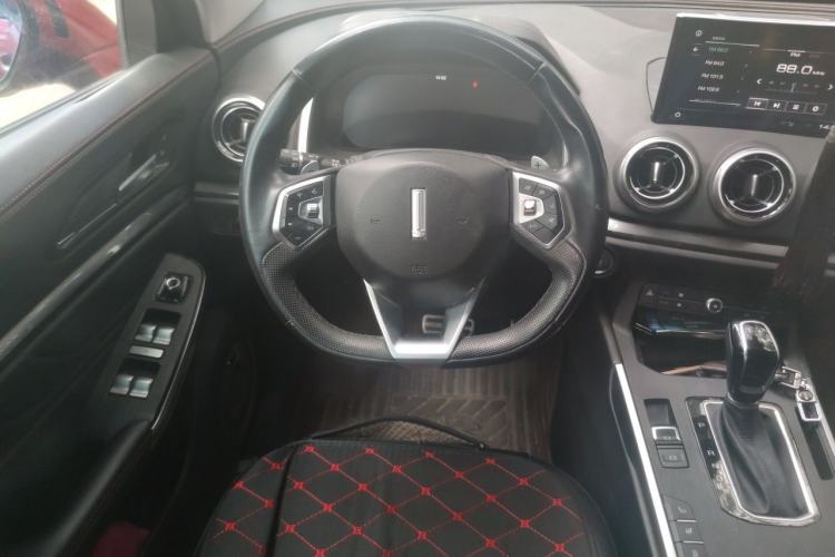 Used Wey VV5 2019 Upgraded Model 2.0T Two-Wheel Drive Flagship Version China V Standard Steering Wheel