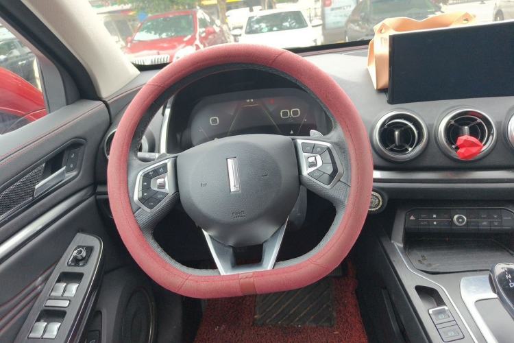 Used Wey VV5 2019 1.5T Two-Wheel Drive Smart Pioneer Steering Wheel