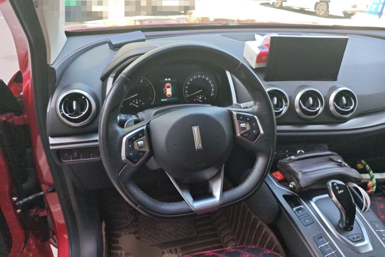 Used Wey VV5 2019 1.5T Two-Wheel Drive Color Pioneer Steering Wheel