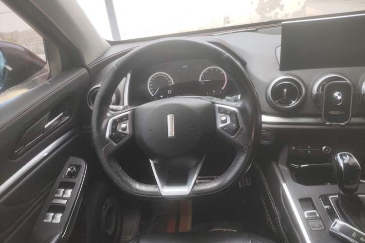 Used Wey VV5 2019 Upgraded Model 2.0T Two-Wheel Drive Flagship Version China V Standard Steering Wheel