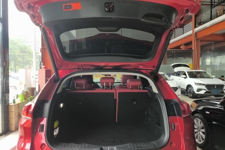 Used Wey VV5 2019 1.5T Two-Wheel Drive Smart Pioneer Trunk