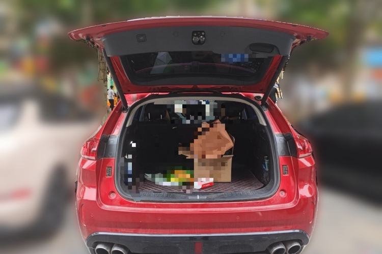 Used Wey VV5 2019 1.5T Two-Wheel Drive Smart Pioneer Trunk