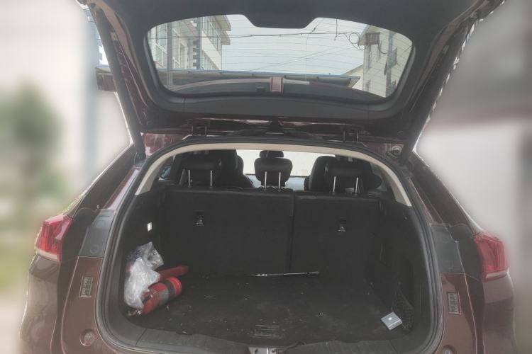 Used Wey VV5 2019 Upgraded Model 2.0T Two-Wheel Drive Flagship Version China V Standard Trunk