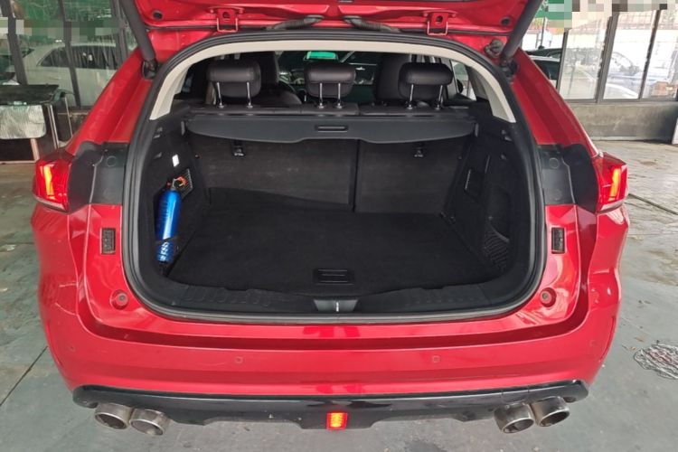 Used Wey VV5 2019 Upgraded Model 2.0T Two-Wheel Drive Flagship Version China VI Standard Trunk
