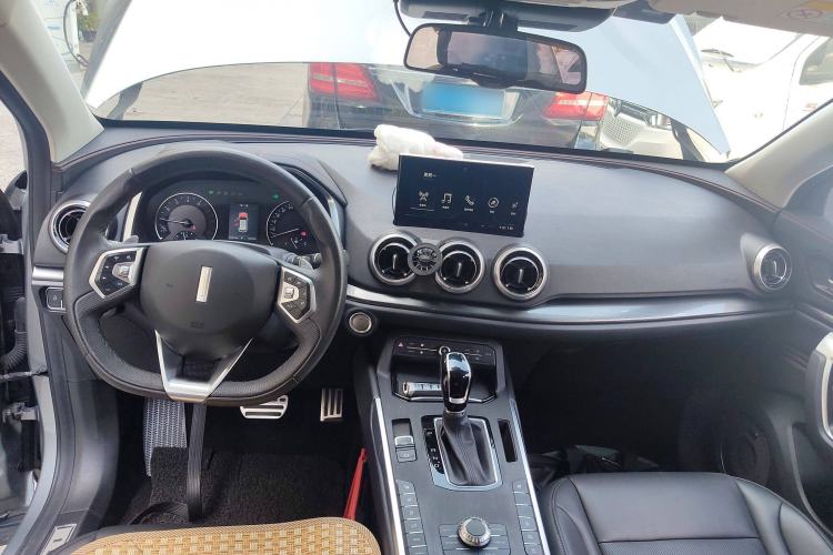Used Wey VV5 2019 Upgraded Model 2.0T Two-Wheel Drive Ultra-Luxury Version China VI Standard Interior 2