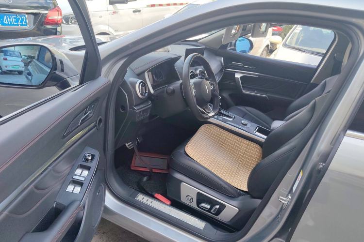 Used Wey VV5 2019 Upgraded Model 2.0T Two-Wheel Drive Ultra-Luxury Version China VI Standard Interior 3
