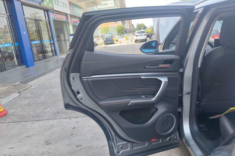 Used Wey VV5 2019 Upgraded Model 2.0T Two-Wheel Drive Ultra-Luxury Version China VI Standard Interior 8