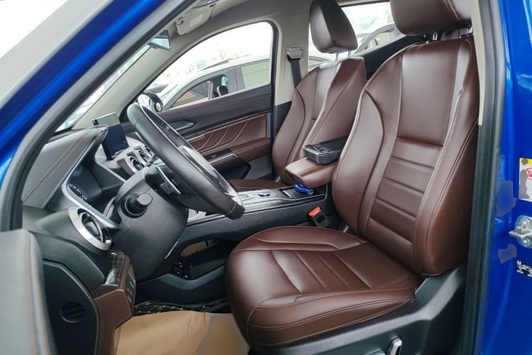 Used Wey VV5 2019 1.5T Two-Wheel Drive Color Pioneer Left Front Seat