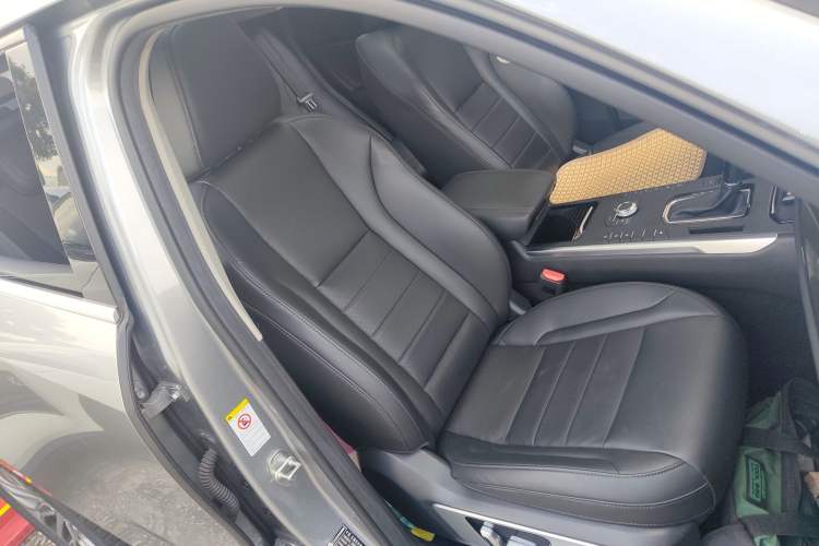 Used Wey VV5 2019 Upgraded Model 2.0T Two-Wheel Drive Ultra-Luxury Version China VI Standard Right Front Seat