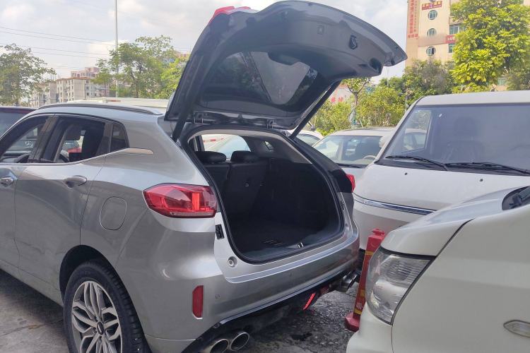 Used Wey VV5 2019 Upgraded Model 2.0T Two-Wheel Drive Ultra-Luxury Version China VI Standard Trunk