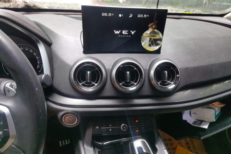Used Wey VV5 2019 Upgraded Model 2.0T Two-Wheel Drive Ultra-Luxury Version China VI Standard Audio And AC Panel