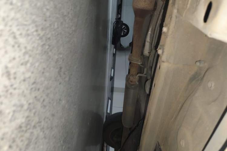 Used Wey VV5 2019 1.5T Two-Wheel Drive Smart Pioneer Chassis Front Left