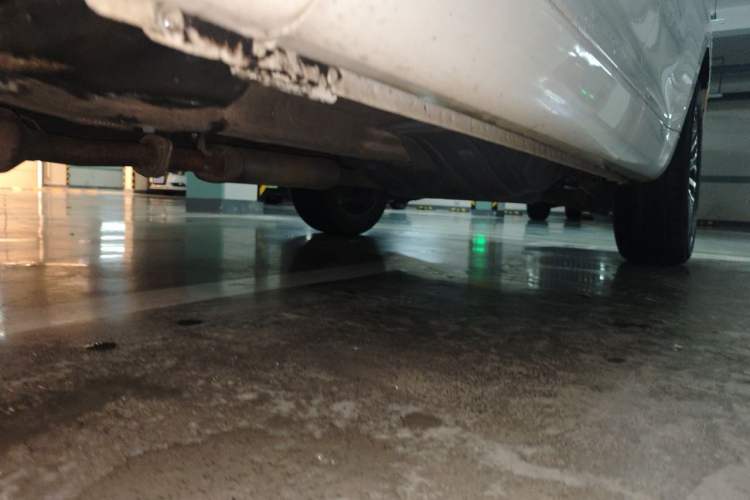 Used Wey VV5 2019 Upgraded Model 2.0T Two-Wheel Drive Ultra-Luxury Version China VI Standard Chassis Front Left
