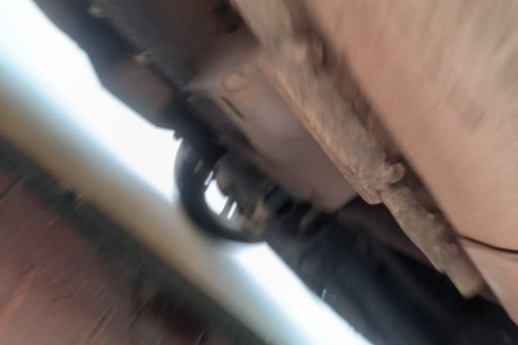 Used Wey VV5 2019 1.5T Two-Wheel Drive Smart Pioneer Chassis Front Right