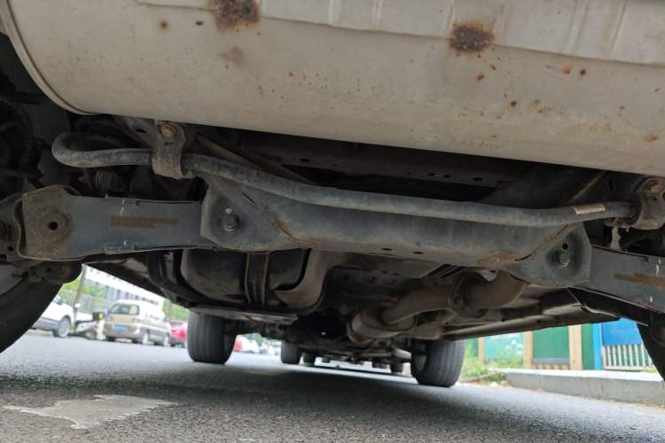 Used Wey VV5 2019 Upgraded Model 2.0T Two-Wheel Drive Ultra-Luxury Version China VI Standard Chassis Rear