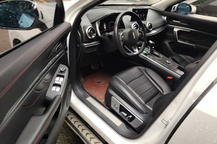 Used Wey VV5 2019 Upgraded Model 2.0T Two-Wheel Drive Ultra-Luxury Version China V Standard Driver Seat