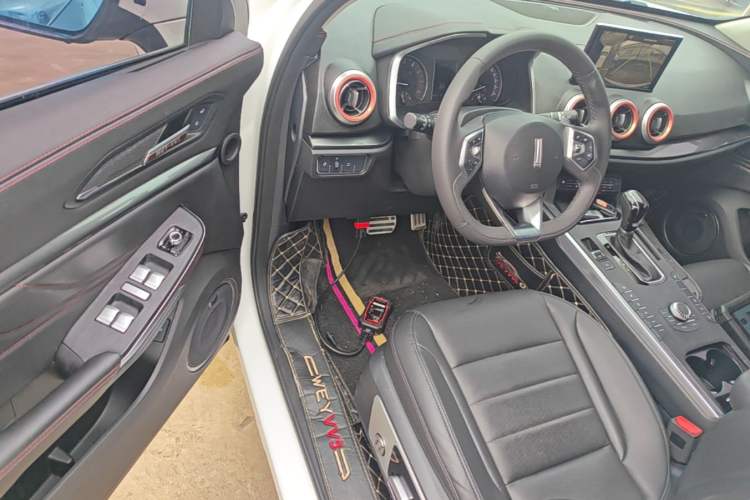 Used Wey VV5 2019 Upgraded Model 2.0T Two-Wheel Drive Ultra-Luxury Version China V Standard Driver Seat