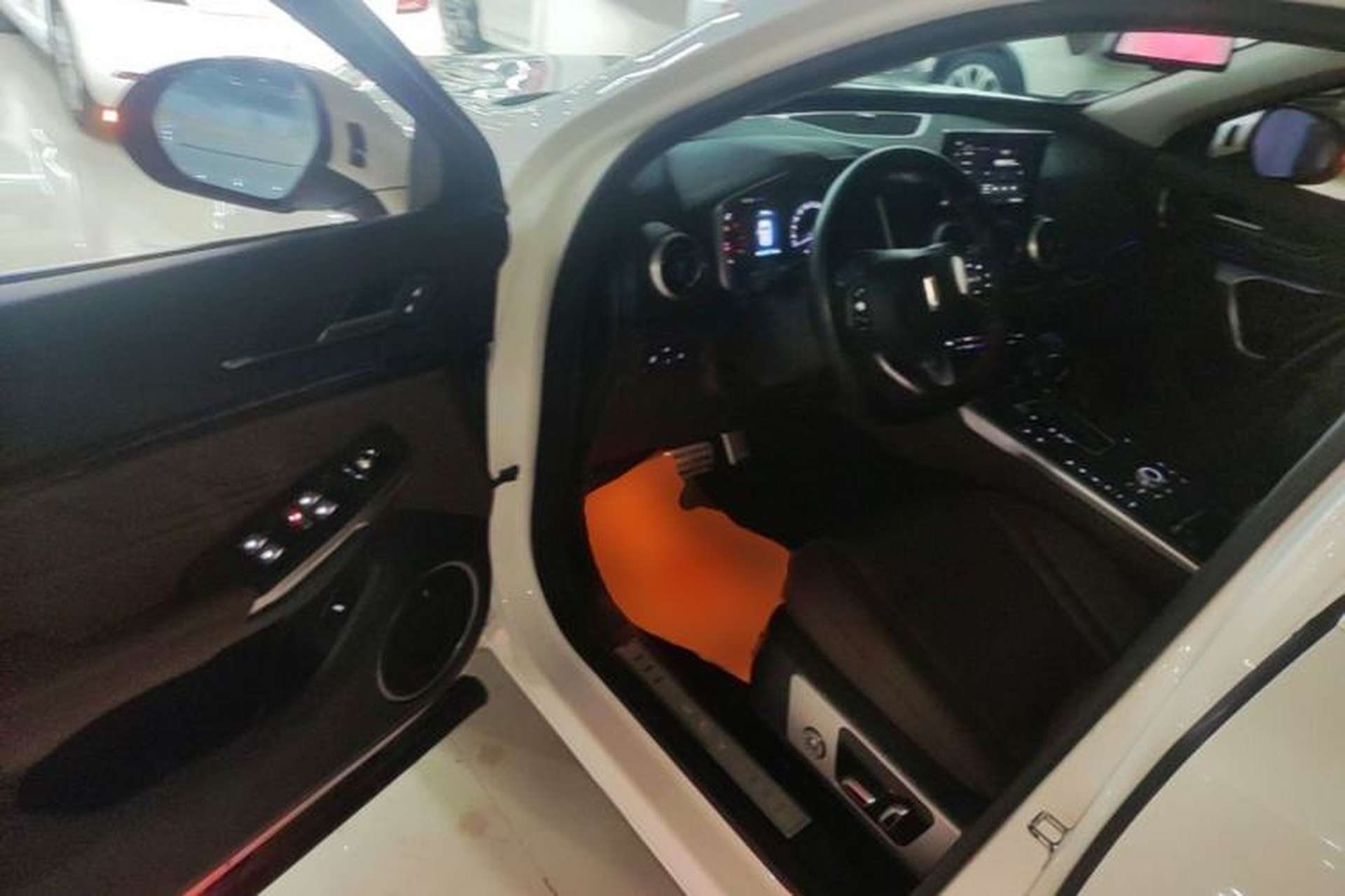 Used Wey VV5 2019 Upgraded Model 2.0T Two-Wheel Drive Ultra-Luxury Version China V Standard Driver Seat