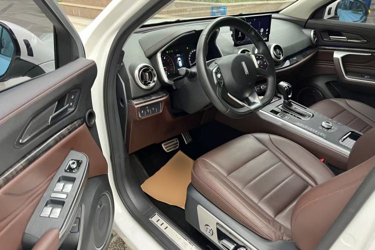 Used Wey VV5 2019 Upgraded Model 2.0T Two-Wheel Drive Ultra-Luxury Version China VI Standard Driver Seat