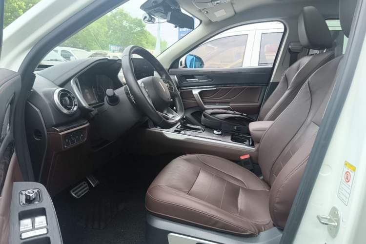 Used Wey VV5 2019 Upgraded Model 2.0T Two-Wheel Drive Ultra-Luxury Version China VI Standard Driver Seat