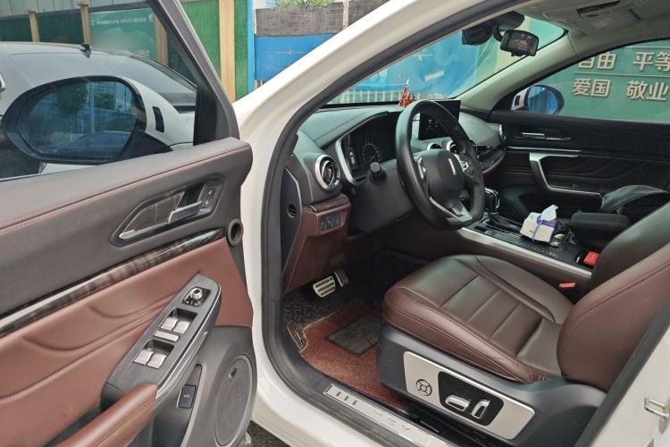 Used Wey VV5 2019 Upgraded Model 2.0T Two-Wheel Drive Ultra-Luxury Version China VI Standard Driver Seat