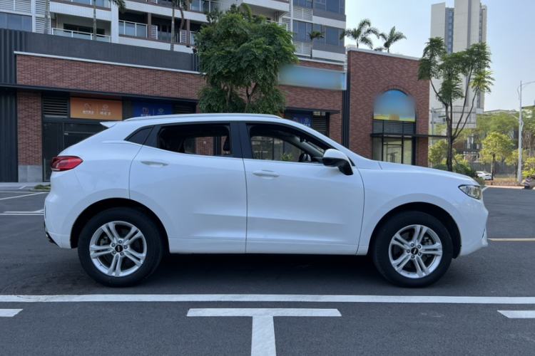 Used Wey VV5 2019 1.5T Two-Wheel Drive Smart Pioneer Exterior 4