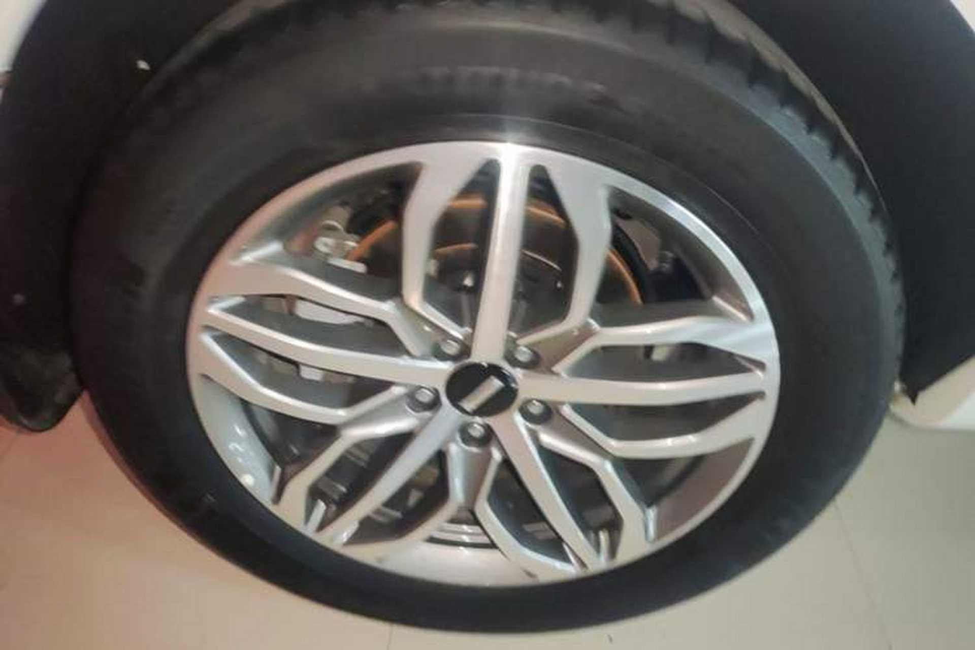 Used Wey VV5 2019 Upgraded Model 2.0T Two-Wheel Drive Ultra-Luxury Version China V Standard Exterior 5