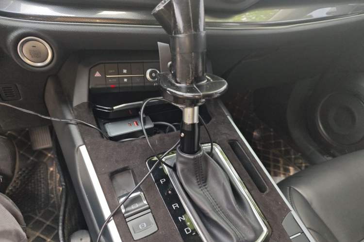 Used Wey VV5 2019 2.0T Two-Wheel-Drive Ultimate Edition Gear Lever