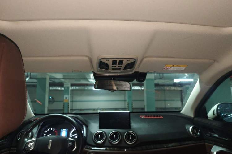 Used Wey VV5 2019 Upgraded Model 2.0T Two-Wheel Drive Ultra-Luxury Version China VI Standard Headliner