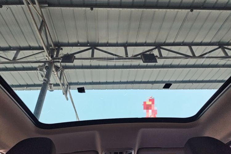 Used Wey VV5 2019 1.5T Two-Wheel Drive Smart Pioneer Headliner