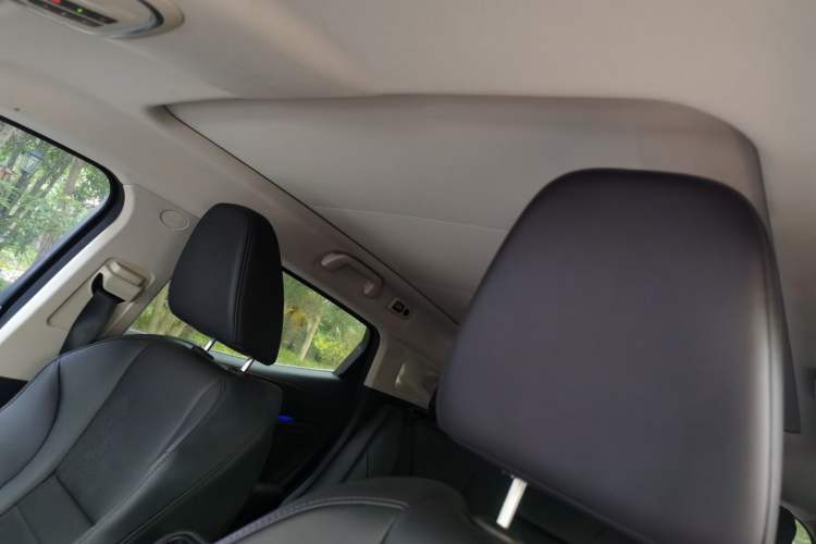 Used Wey VV5 2019 Upgraded Model 2.0T Two-Wheel Drive Ultra-Luxury Version China VI Standard Headliner