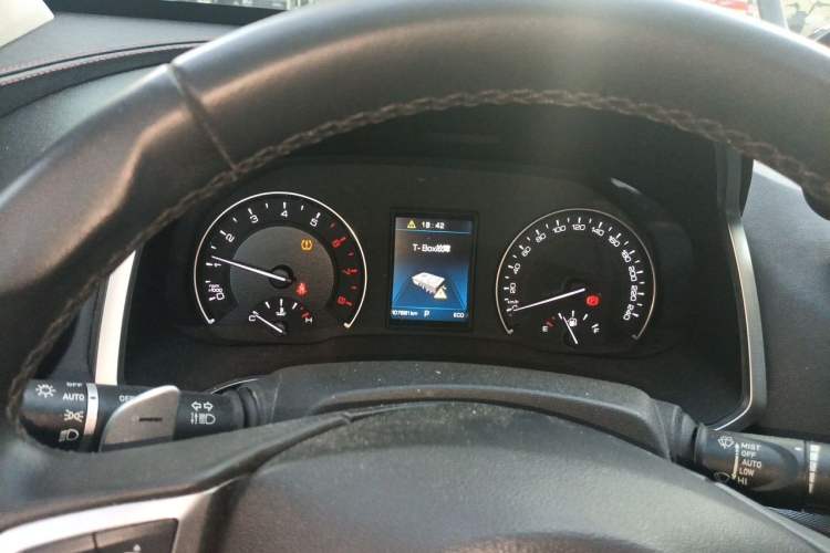Used Wey VV5 2019 Upgraded Model 2.0T Two-Wheel Drive Ultra-Luxury Version China V Standard Instrument Cluster