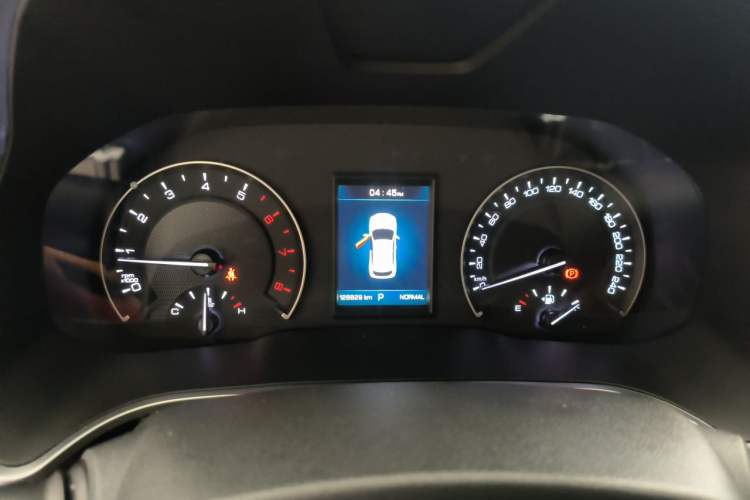 Used Wey VV5 2019 Upgraded Model 2.0T Two-Wheel Drive Ultra-Luxury Version China V Standard Instrument Cluster