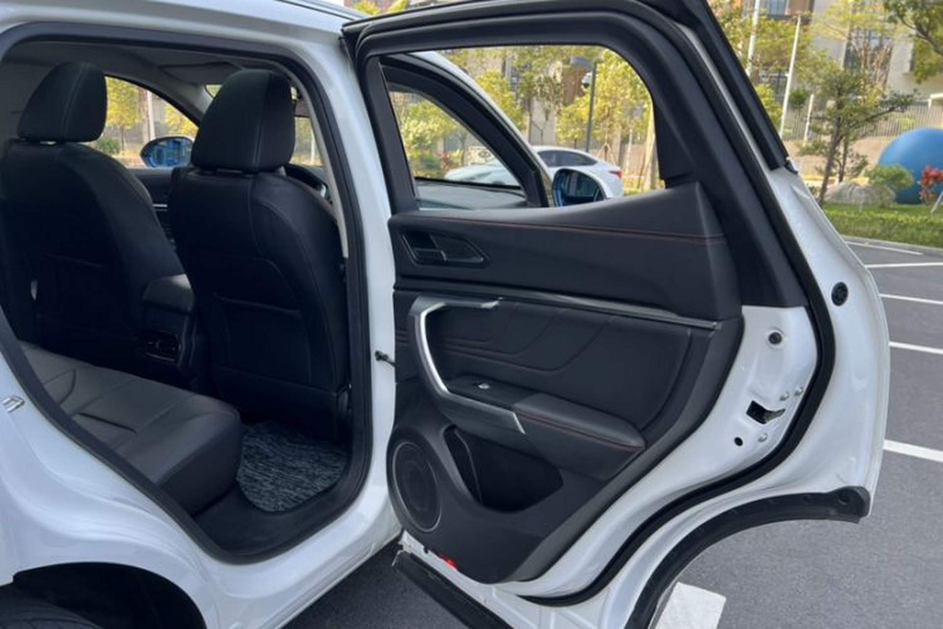 Used Wey VV5 2019 1.5T Two-Wheel Drive Smart Pioneer Interior 1