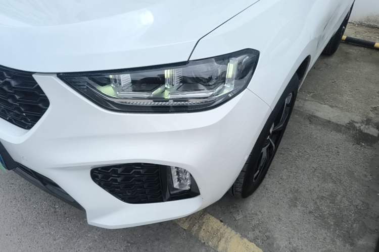 Used Wey VV5 2019 Upgraded Model 2.0T Two-Wheel Drive Ultra-Luxury Version China VI Standard Left Front Headlight