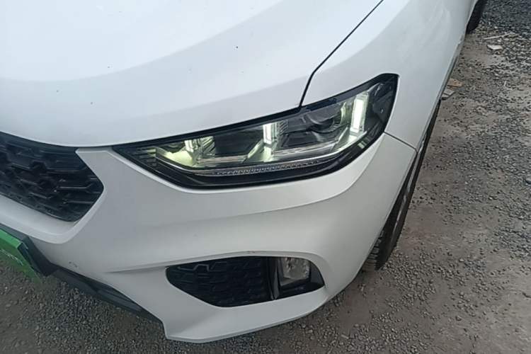 Used Wey VV5 2019 1.5T Two-Wheel Drive Color Pioneer Left Front Headlight