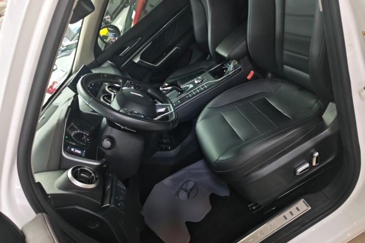 Used Wey VV5 2019 1.5T Two-Wheel Drive Color Pioneer Left Front Seat