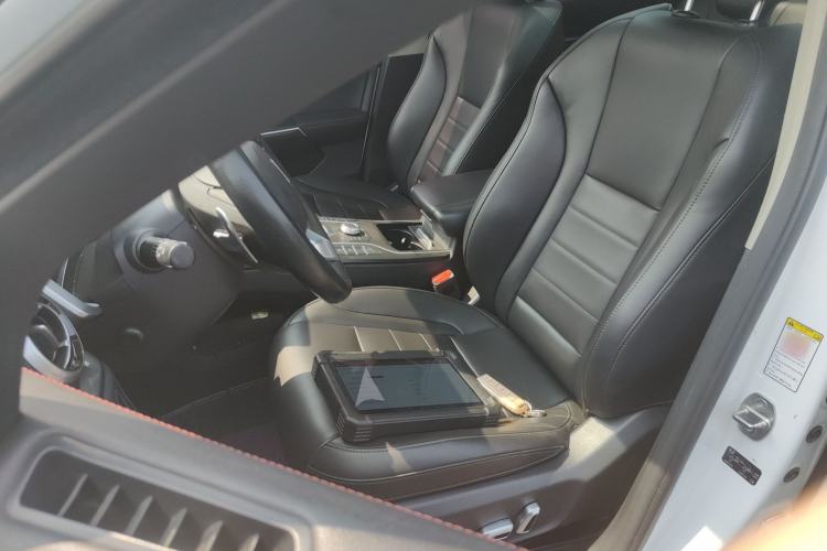 Used Wey VV5 2019 1.5T Two-Wheel Drive Color Pioneer Left Front Seat